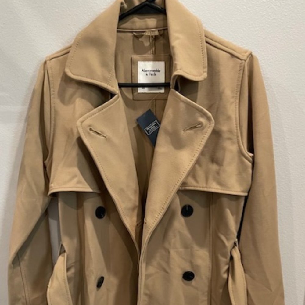 Abercrombie & Fitch Tan Coat